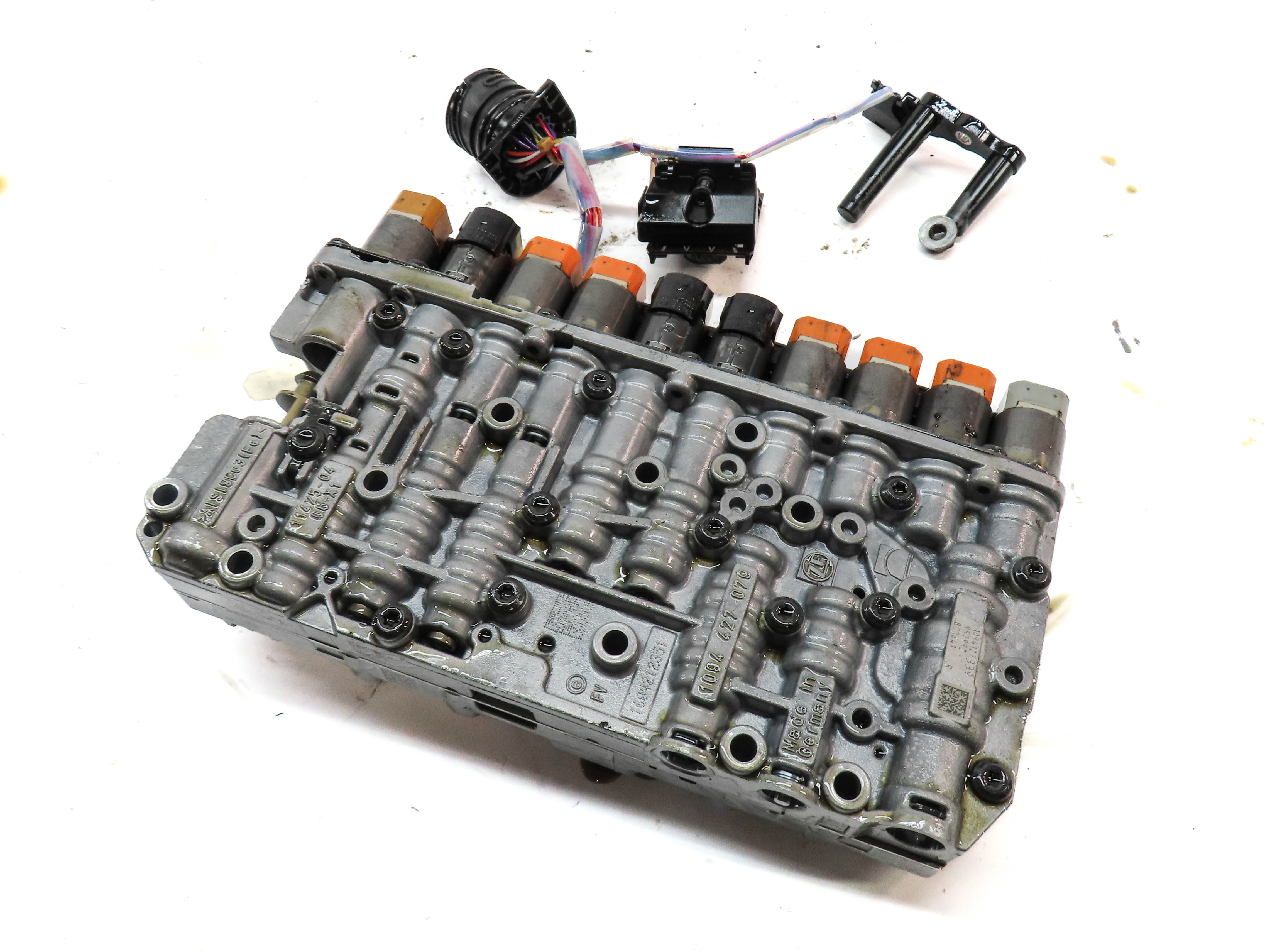 2014-2017 RANGE ROVER EVOQUE DISCOVERY SPORT (L538 L550) TRANSMISSION VALVE BODY — exact item pictured